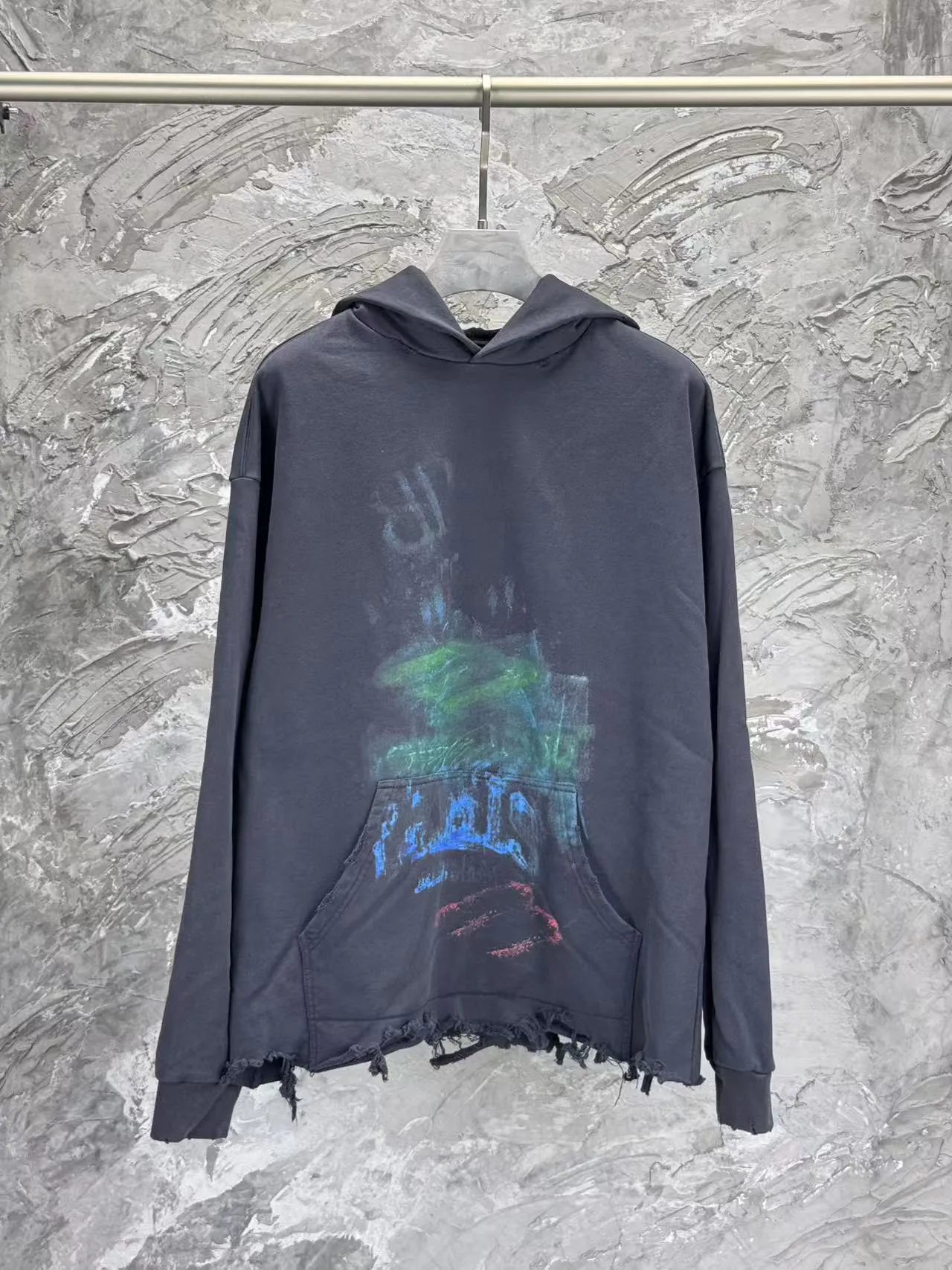 BALENCI*GA New Arrival . . . . . . 460g Same Style -Color： -SIZE：Xs S M L 8959#